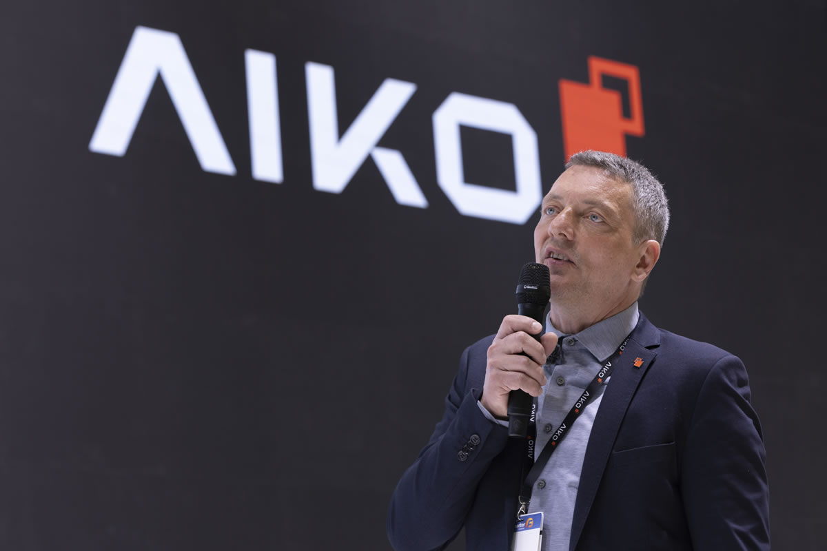 AG8亚洲游戏携“黑科技”新品亮相Intersolar展